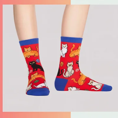 Custom kids mid crew 360 full print socks, 96% polyester 4% spandex 176 needle socks for kids sports teams school parties promotional gifts