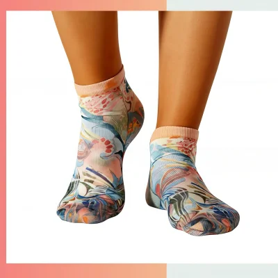 Custom ankle cut sublimated socks, full-color dye sublimation, 90% polyester 10% spandex 168-200 needle low-profile socks for sports teams casual wear promotional merchandise